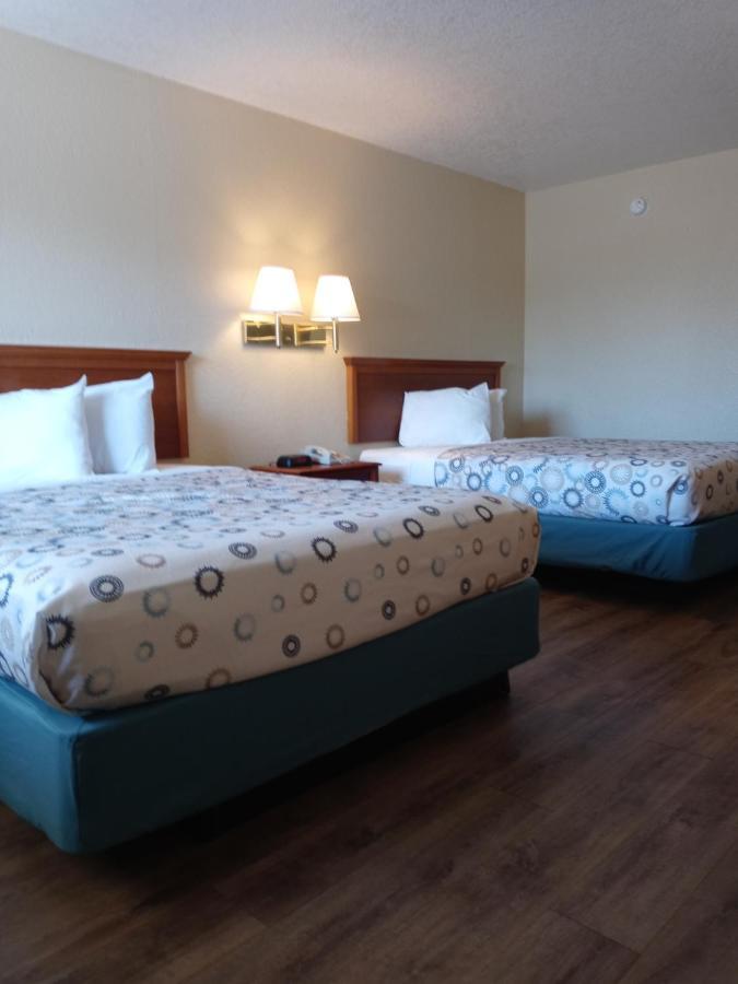 Hole Inn The Wall Hotel - Fort Walton Beach - Sunset Plaza - Nearby Beaches & Hurlburt Ngoại thất bức ảnh