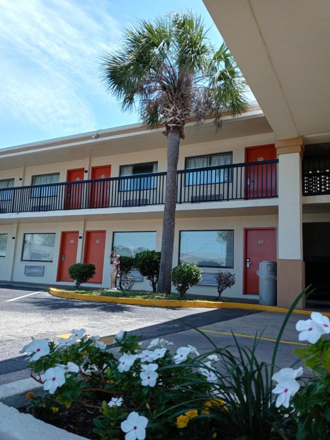 Hole Inn The Wall Hotel - Fort Walton Beach - Sunset Plaza - Nearby Beaches & Hurlburt Ngoại thất bức ảnh