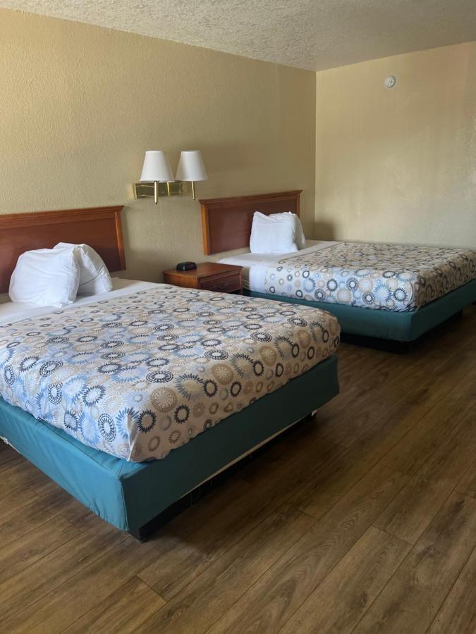 Hole Inn The Wall Hotel - Fort Walton Beach - Sunset Plaza - Nearby Beaches & Hurlburt Ngoại thất bức ảnh