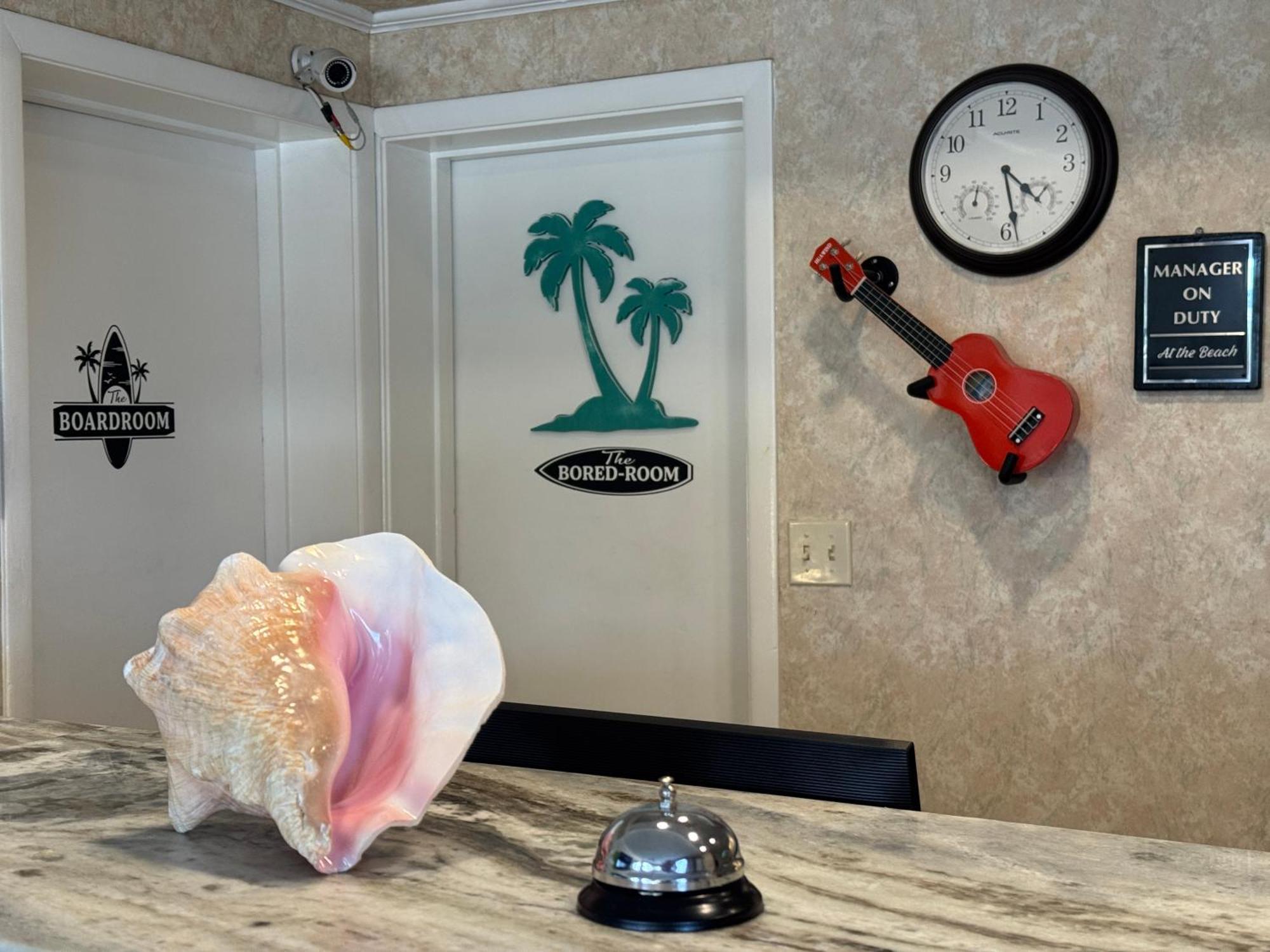 Hole Inn The Wall Hotel - Fort Walton Beach - Sunset Plaza - Nearby Beaches & Hurlburt Ngoại thất bức ảnh